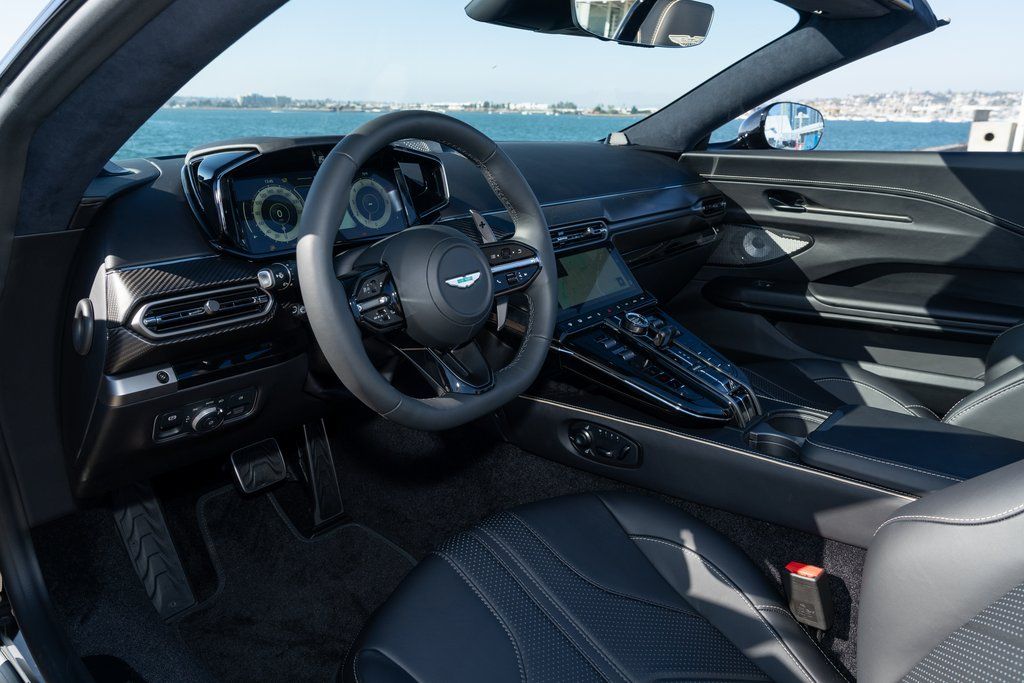 2026 Aston Martin Vantage Base - Photo 17