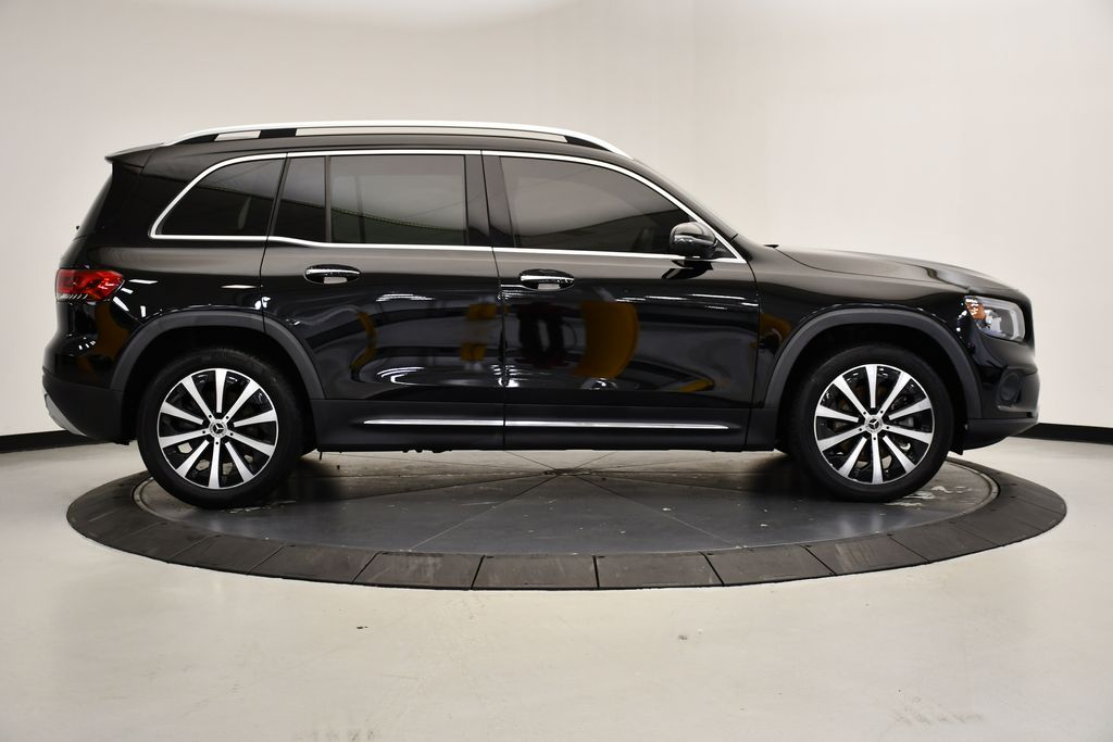 Thumbnail: 2022 Mercedes-Benz GLB - 6