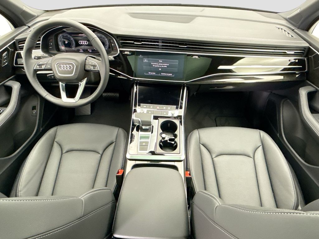 Thumbnail: 2026 Audi Q7 - 14