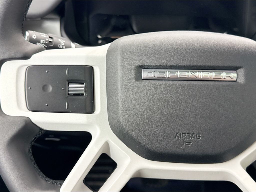 Thumbnail: 2026 Land Rover Defender - 11