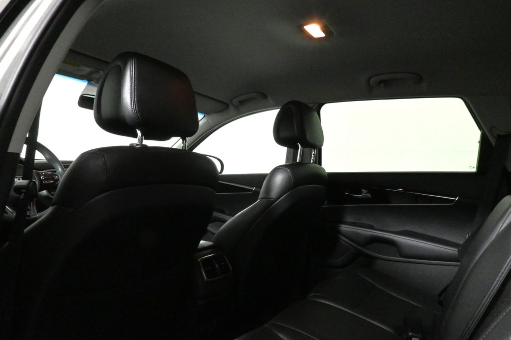 2016 Kia Sorento LX 31