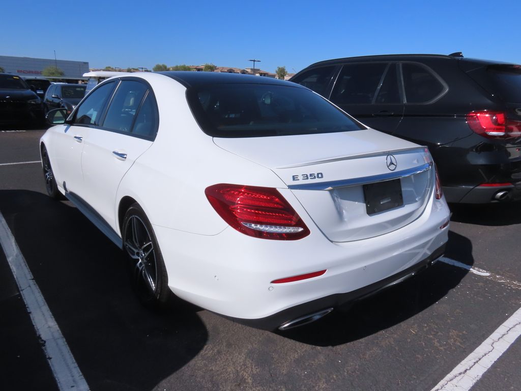 Thumbnail: 2020 Mercedes-Benz E-Class - 3
