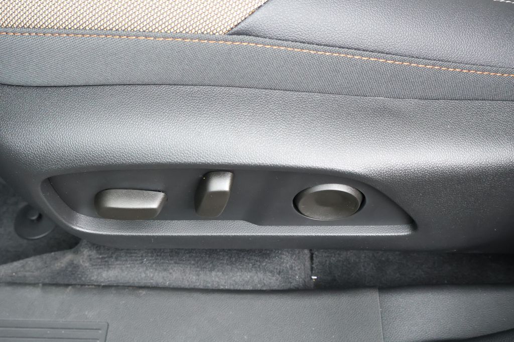 2026 Chevrolet Equinox ACTIV 15