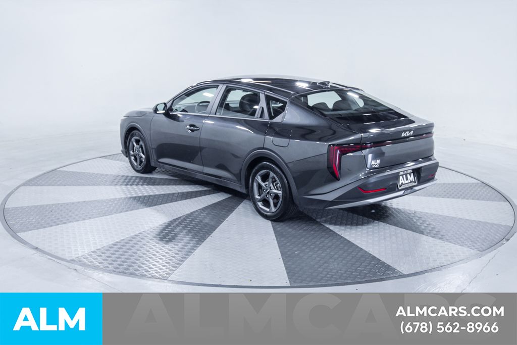 Used 2025 Gray Kia LXS image 8