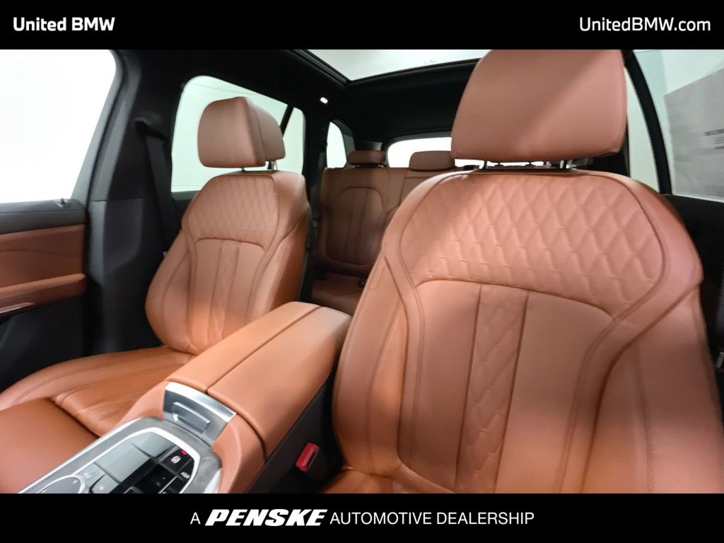 Thumbnail: 2026 BMW X5 - 13