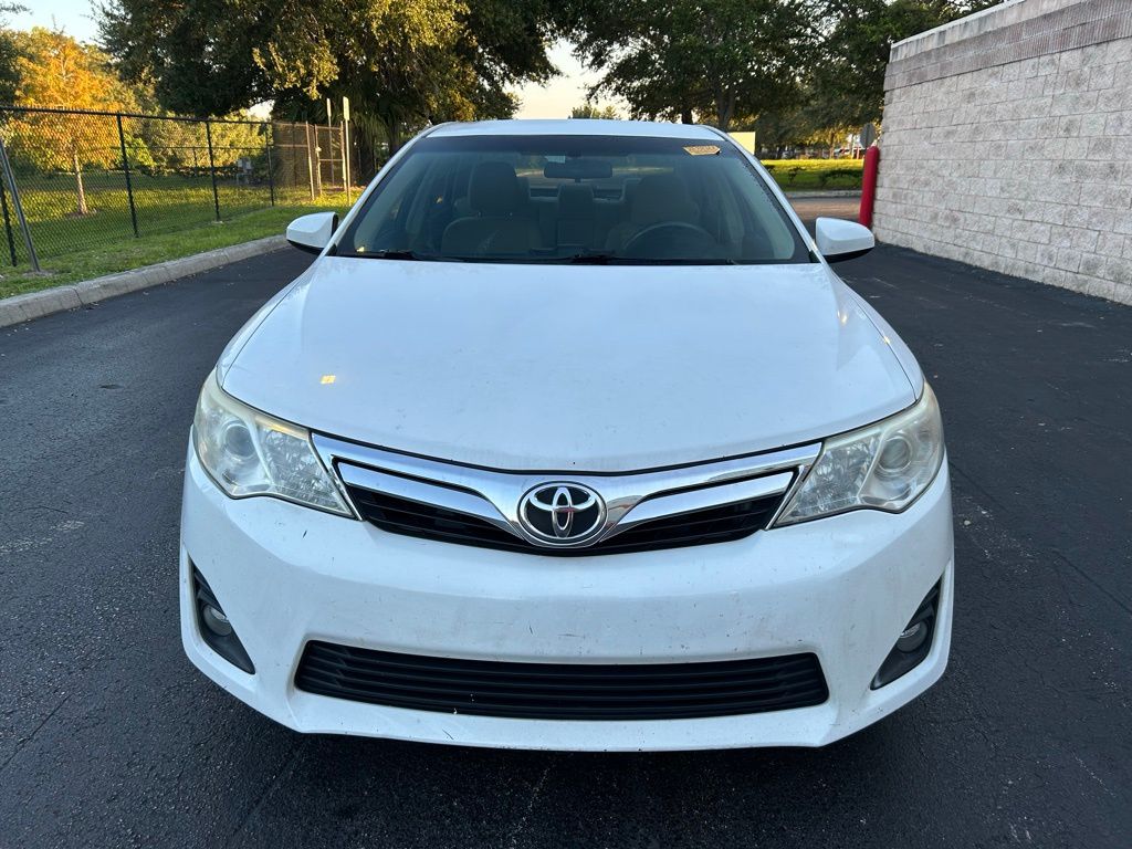 Thumbnail: 2013 Toyota Camry - 8