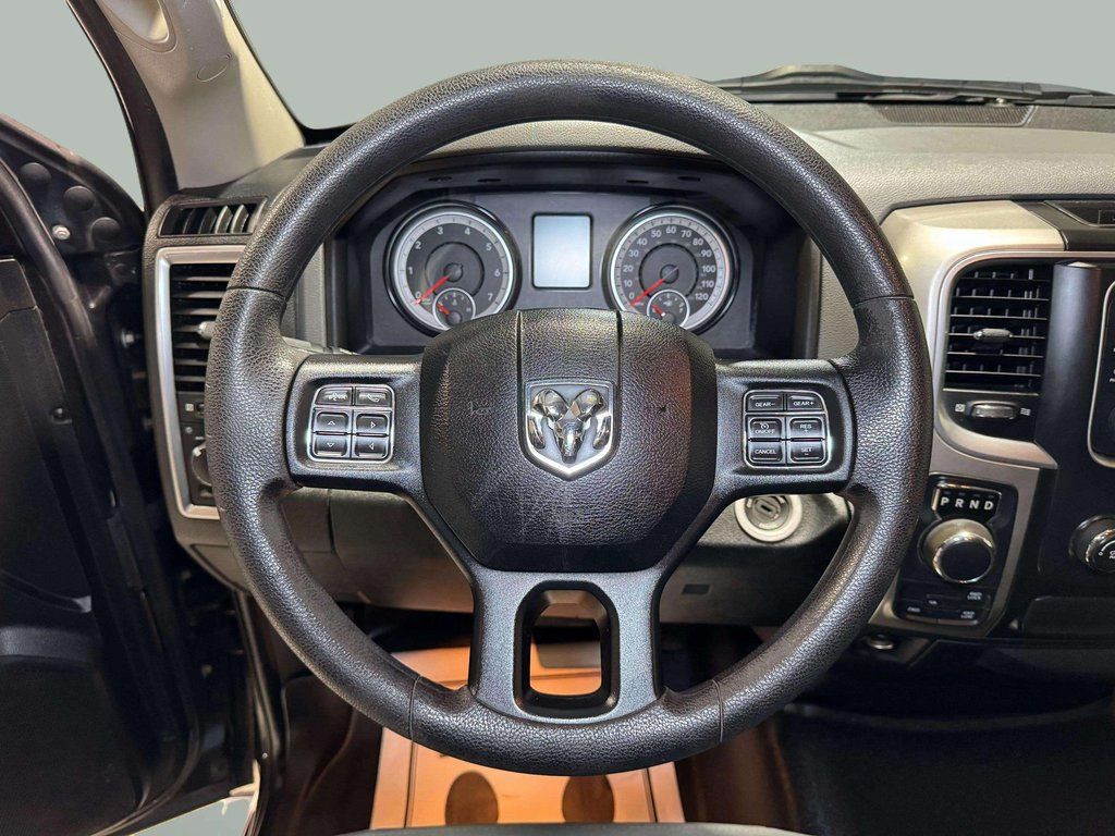 Used 2017 Brilliant Black Crystal Pearlcoat Ram SLT image 18