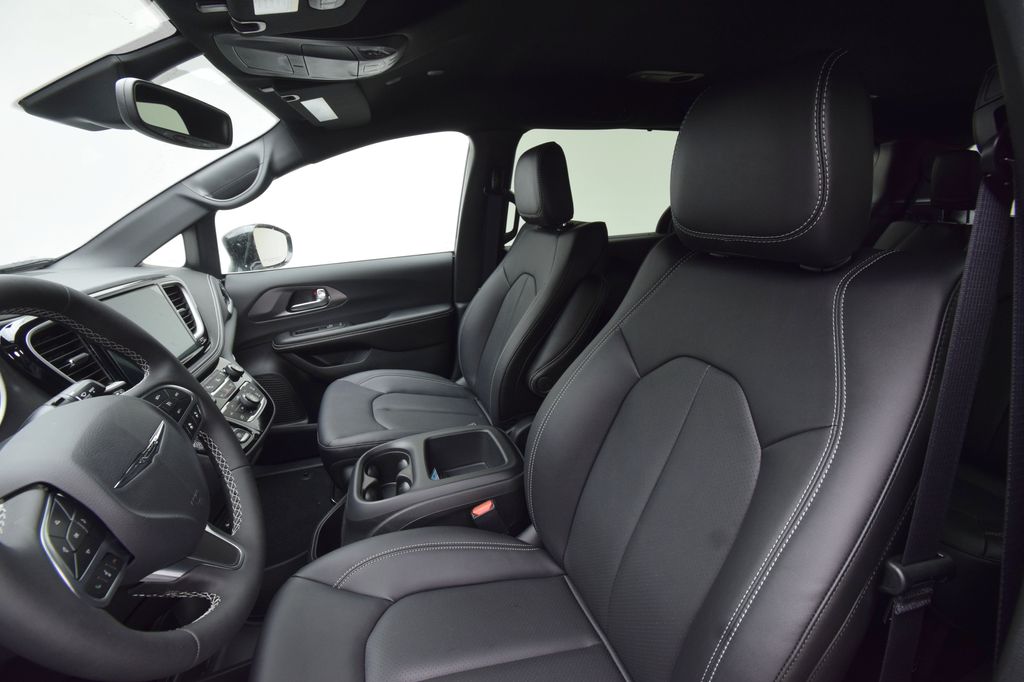 new 2026 Chrysler Pacifica car, priced at $42,471