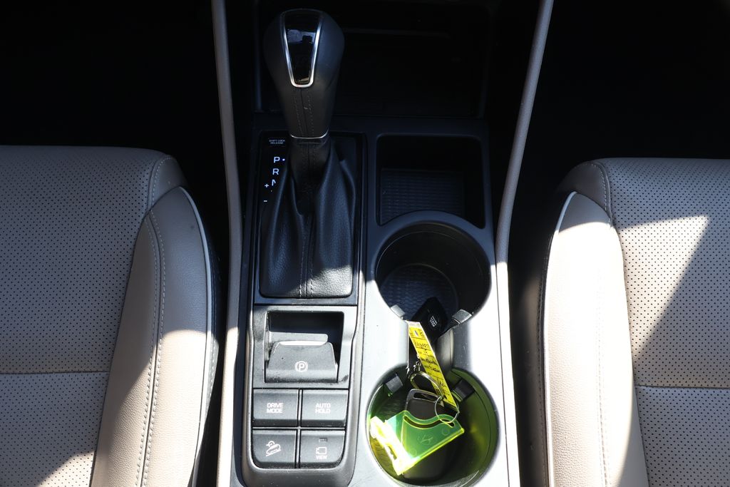 Thumbnail: 2019 Hyundai Tucson - 19