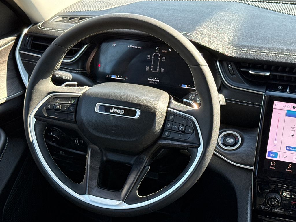 Used 2023 Jeep Grand Cherokee L SUV