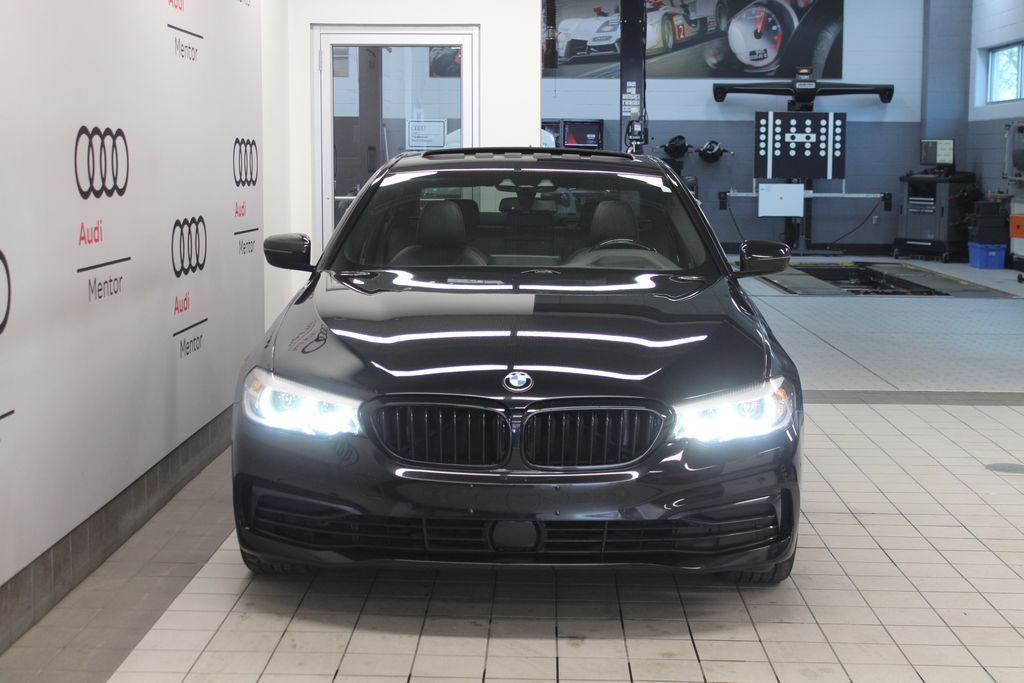 Thumbnail: 2019 BMW 5 Series - 9