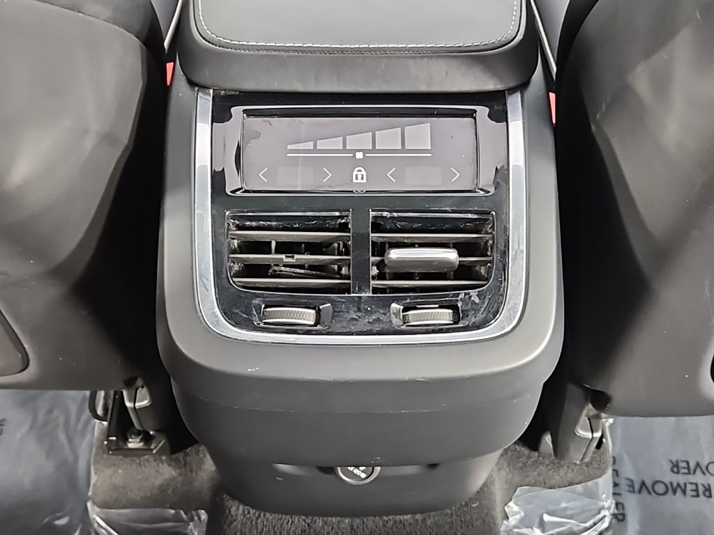 Thumbnail: 2019 Volvo XC90 - 25