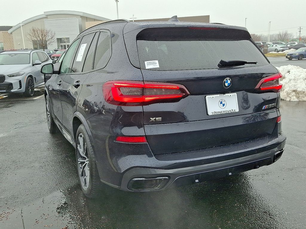 Thumbnail: 2022 BMW X5 - 4