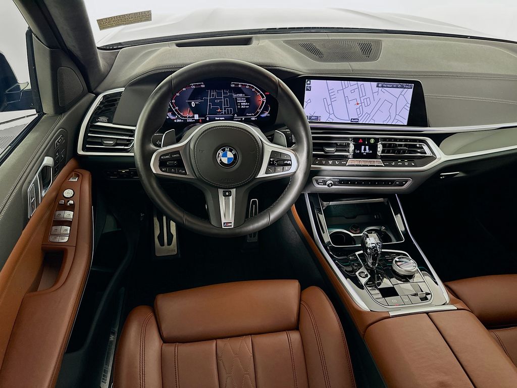 2022 BMW X7 xDrive40i 23