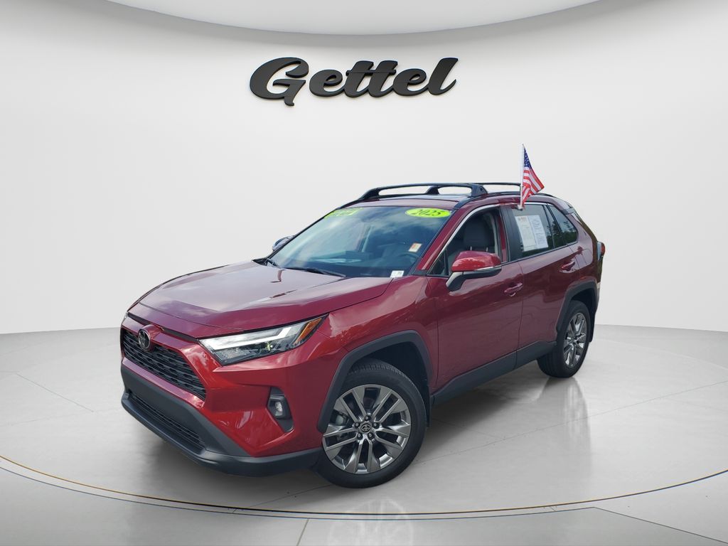 2025 Toyota RAV4 XLE Premium