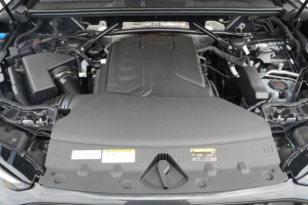 Thumbnail: 2026 Audi Q5 - 12
