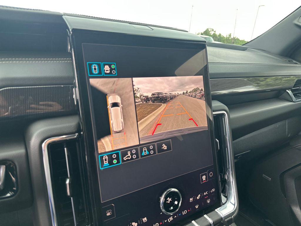 New 2026 Silver GMC Elevation image 31