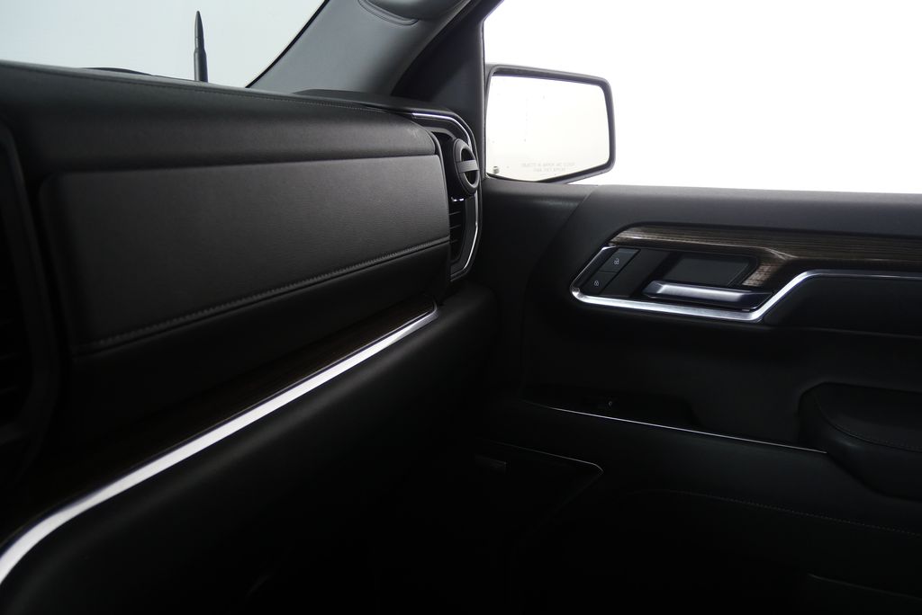 2022 Chevrolet Silverado 1500  30