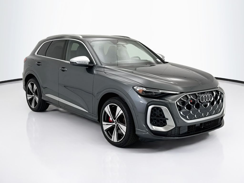Thumbnail: 2026 Audi SQ5 - 3