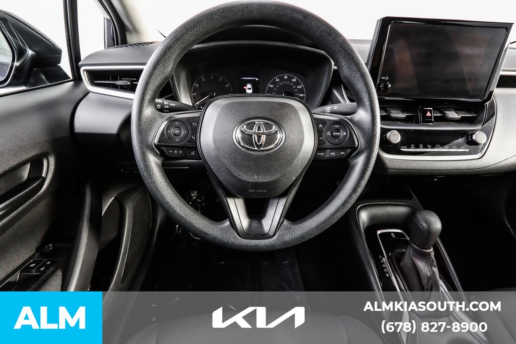 2023 Toyota Corolla LE photo 34