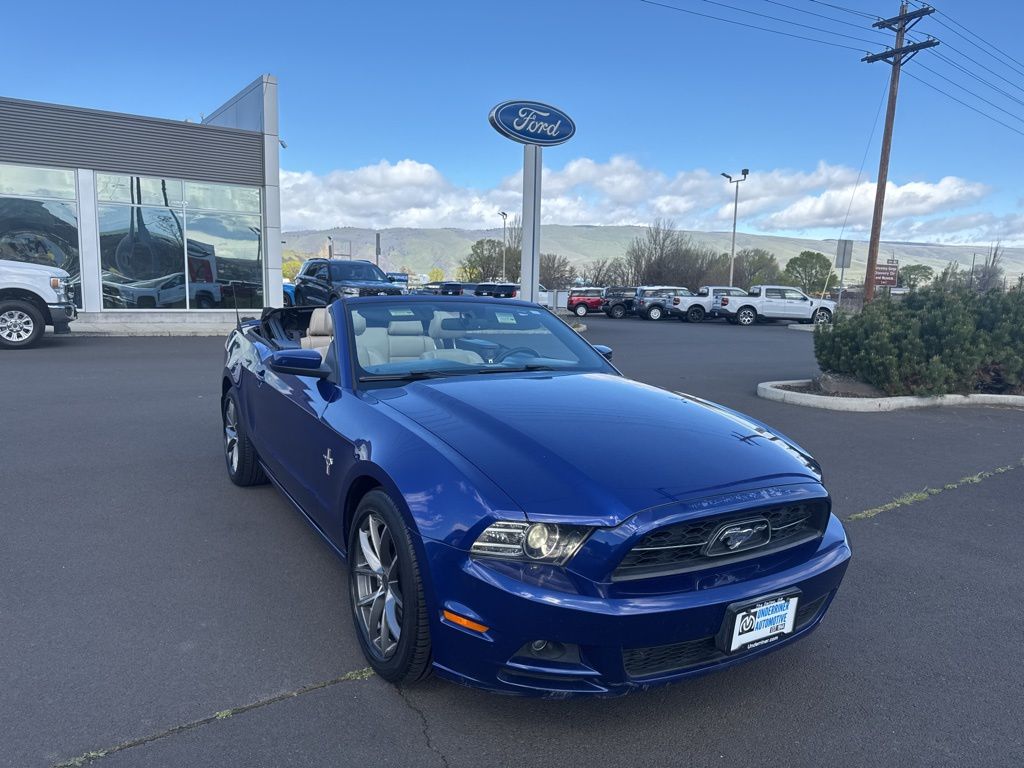 Deep Impact Blue Metallic 2013 Ford Mustang V6 Premium Convertible RWD Convertible Rear-Wheel Drive 6-Speed Automatic