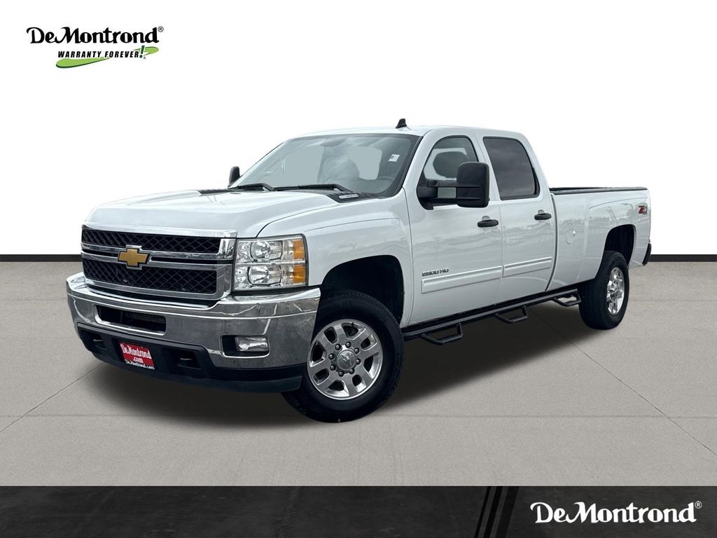 2013 Chevrolet Silverado 2500HD LT Crew Cab 4WD