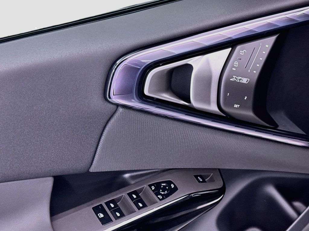 Thumbnail: 2026 BMW X3 - 22
