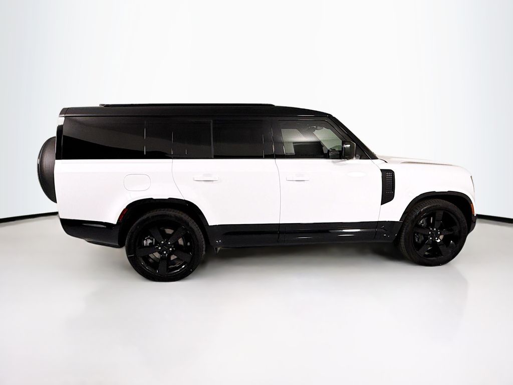 Thumbnail: 2026 Land Rover Defender - 4