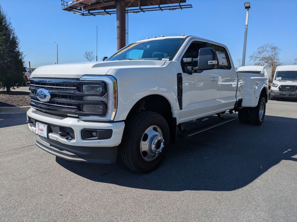 2026 Ford F-350 Super Duty Platinum