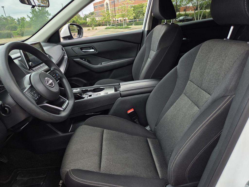 Used 2024 Nissan Rogue SUV