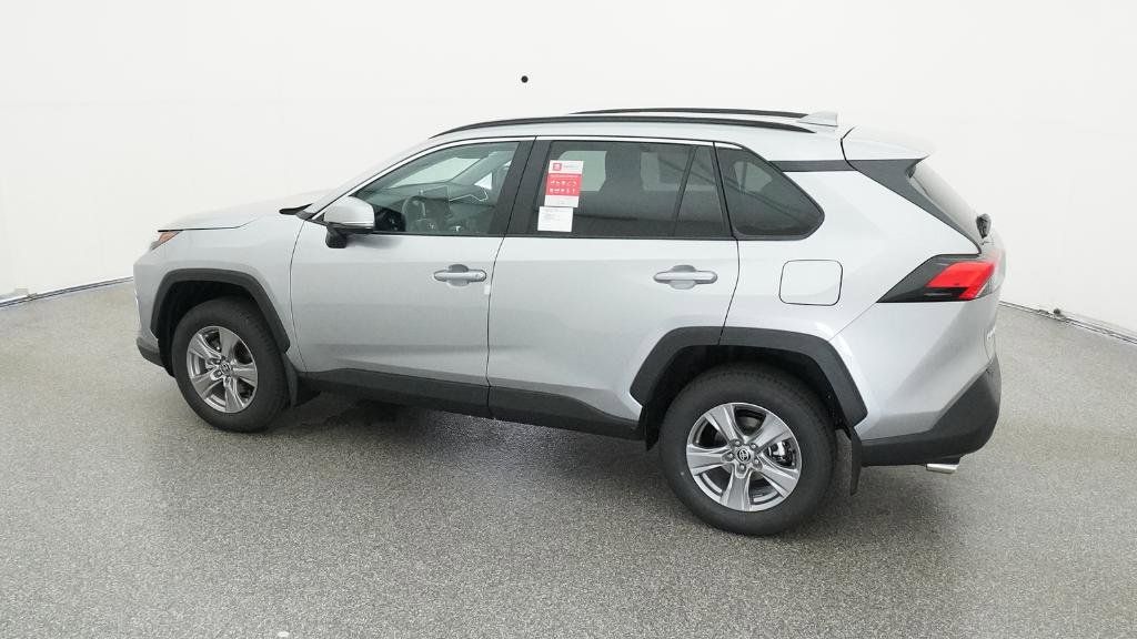 2025 Toyota RAV4 XLE 7