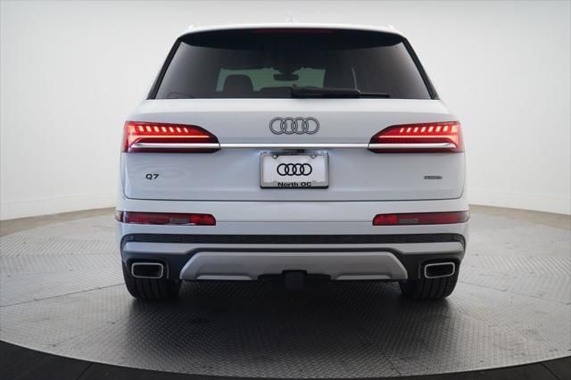 Thumbnail: 2025 Audi Q7 - 4