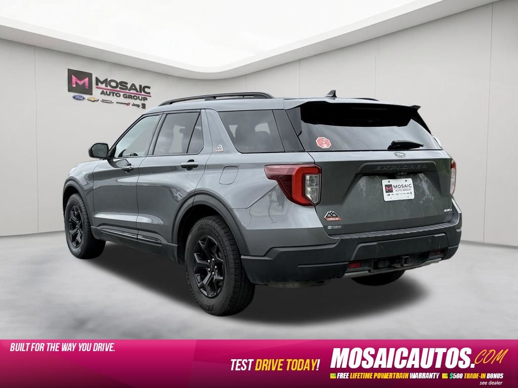 View vehicle photo 5