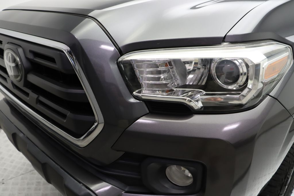 2018 Toyota Tacoma SR5 3