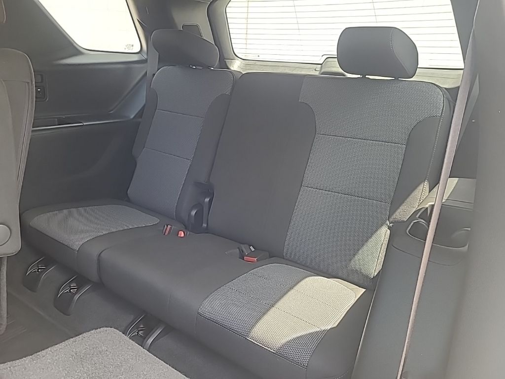 used 2023 Chevrolet Traverse car, priced at $34,956