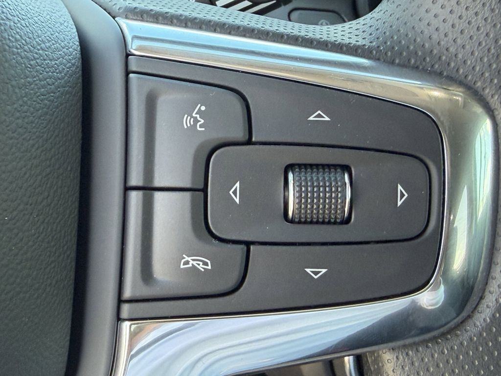 new 2026 Chevrolet Blazer car, priced at $31,995