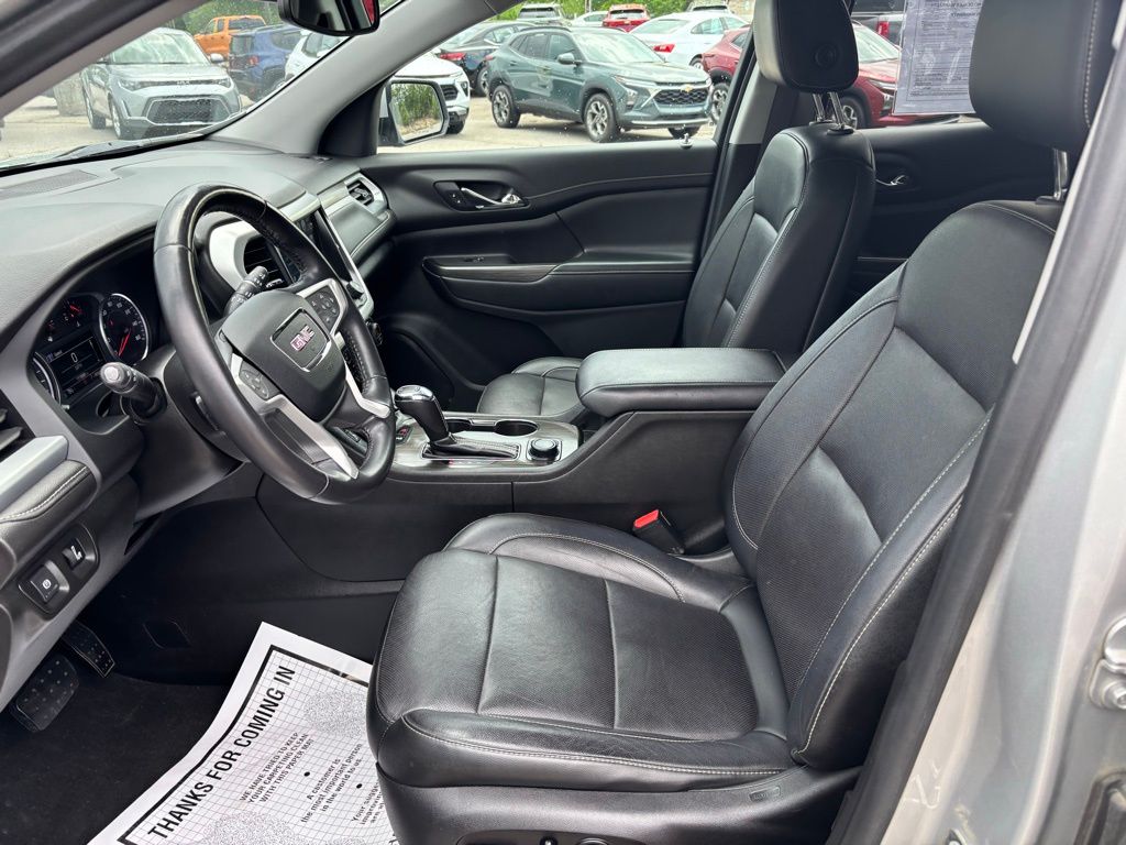 GMCAcadia15