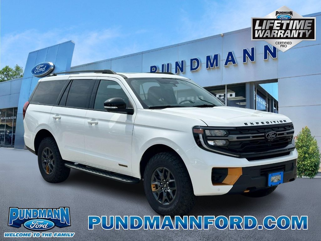 White Metallic 2026 Ford Expedition SUV / Crossover Four-Wheel Drive Automatic
