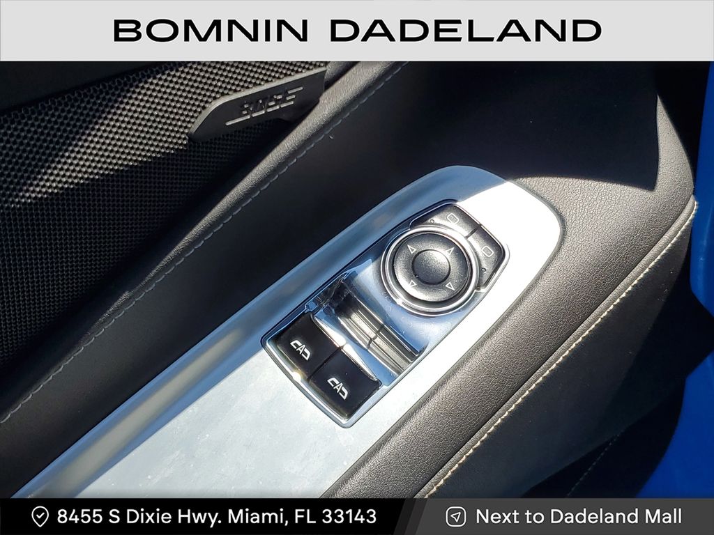 2022 Chevrolet Corvette Stingray photo