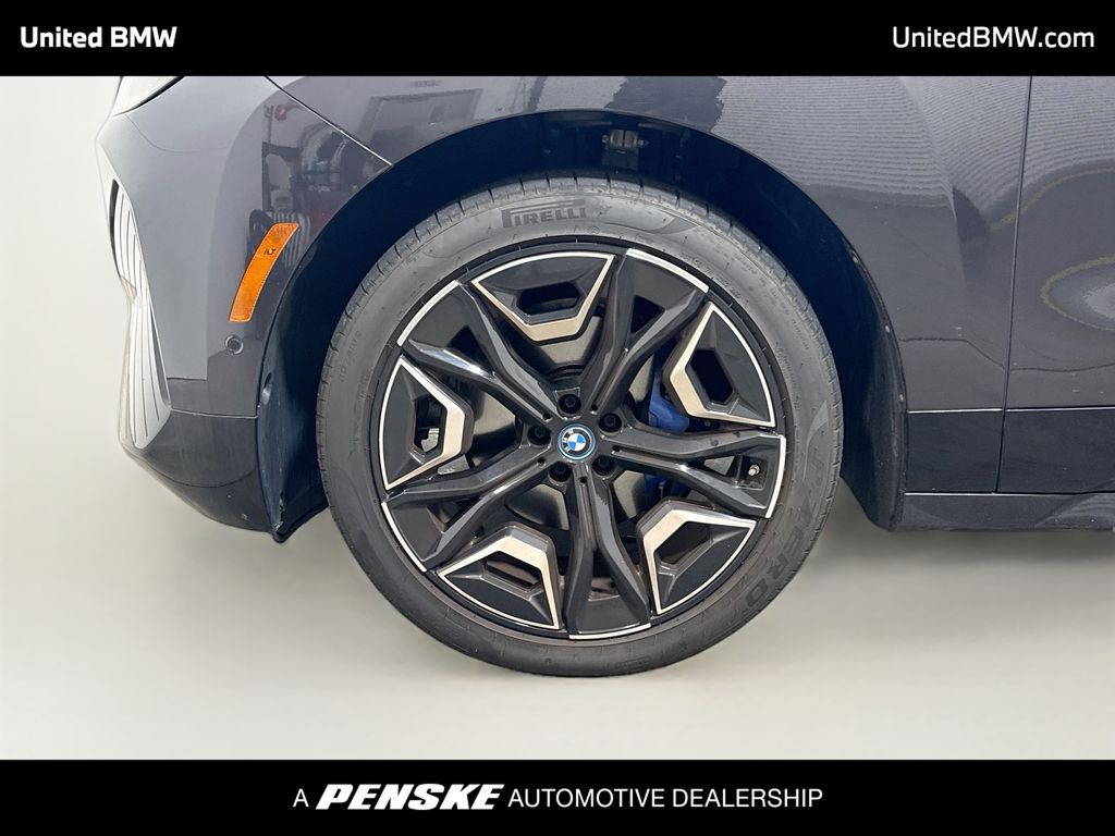 Thumbnail: 2024 BMW iX - 9