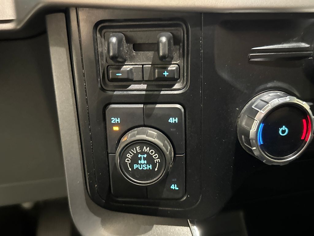 Certified Used 2023 Gray Ford XLT image 29