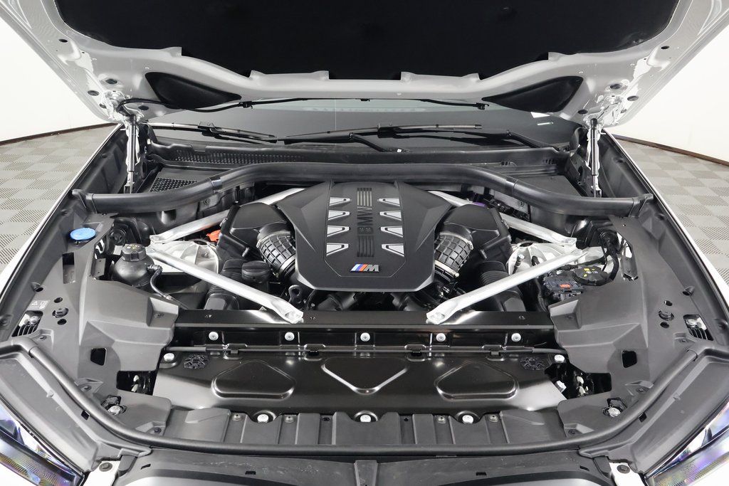 Thumbnail: 2026 BMW X5 - 9