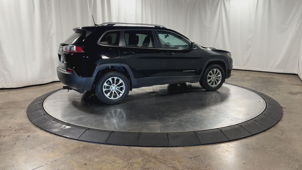 used 2019 Jeep Cherokee car, priced at $16,702