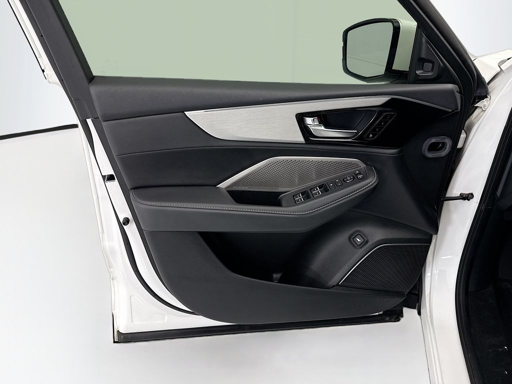 Thumbnail: 2024 Acura MDX - 23