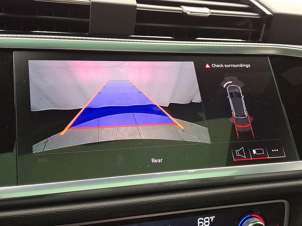 2025 Audi Q3  12