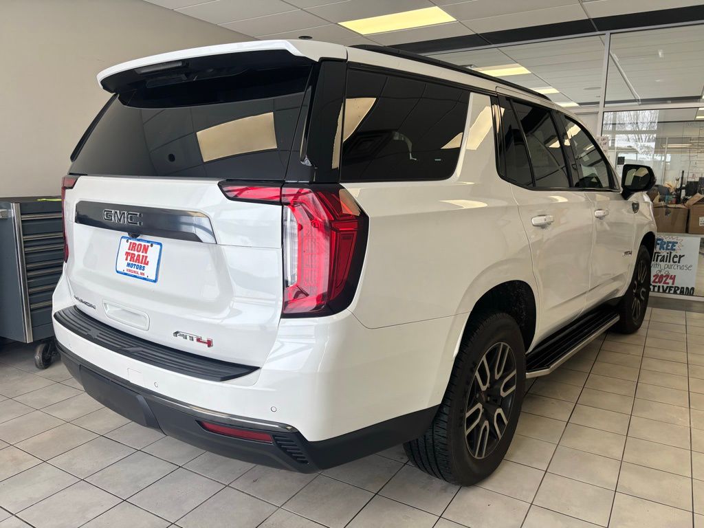 2022 GMC Yukon AT4 - Photo 32
