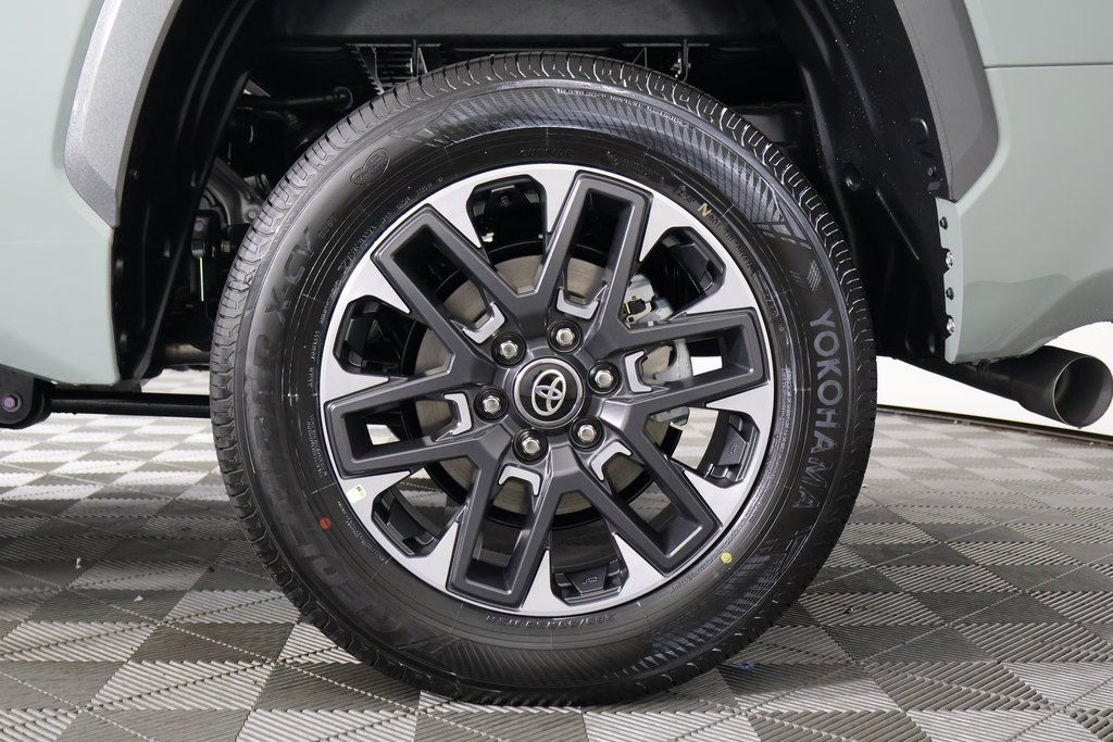 Thumbnail: 2026 Toyota Tundra - 10