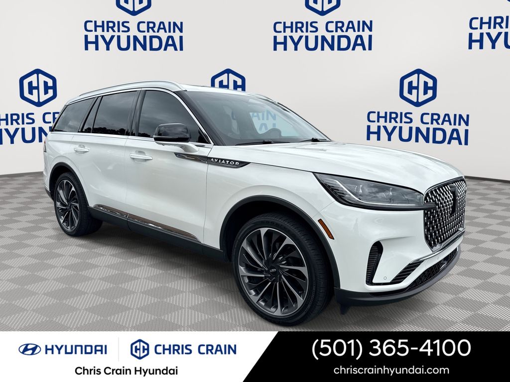 White Metallic 2025 Lincoln Aviator Reserve AWD SUV / Crossover All-Wheel Drive Automatic