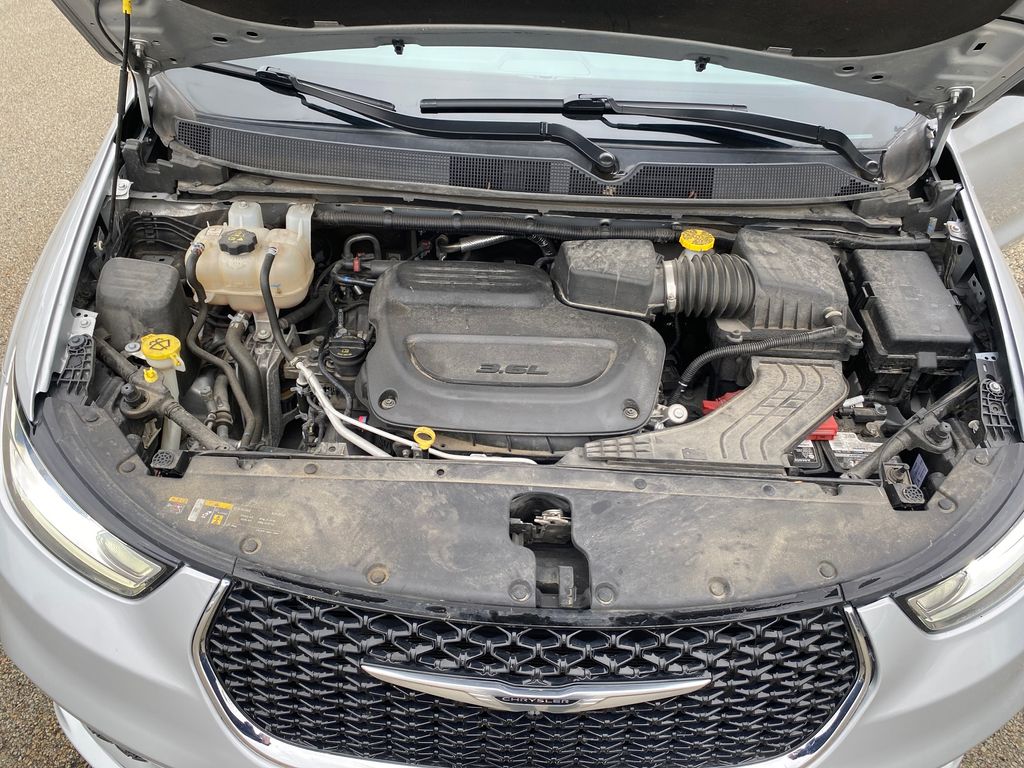 2023 Chrysler Pacifica Touring L Silver at Klick Lewis Buick Chevrolet