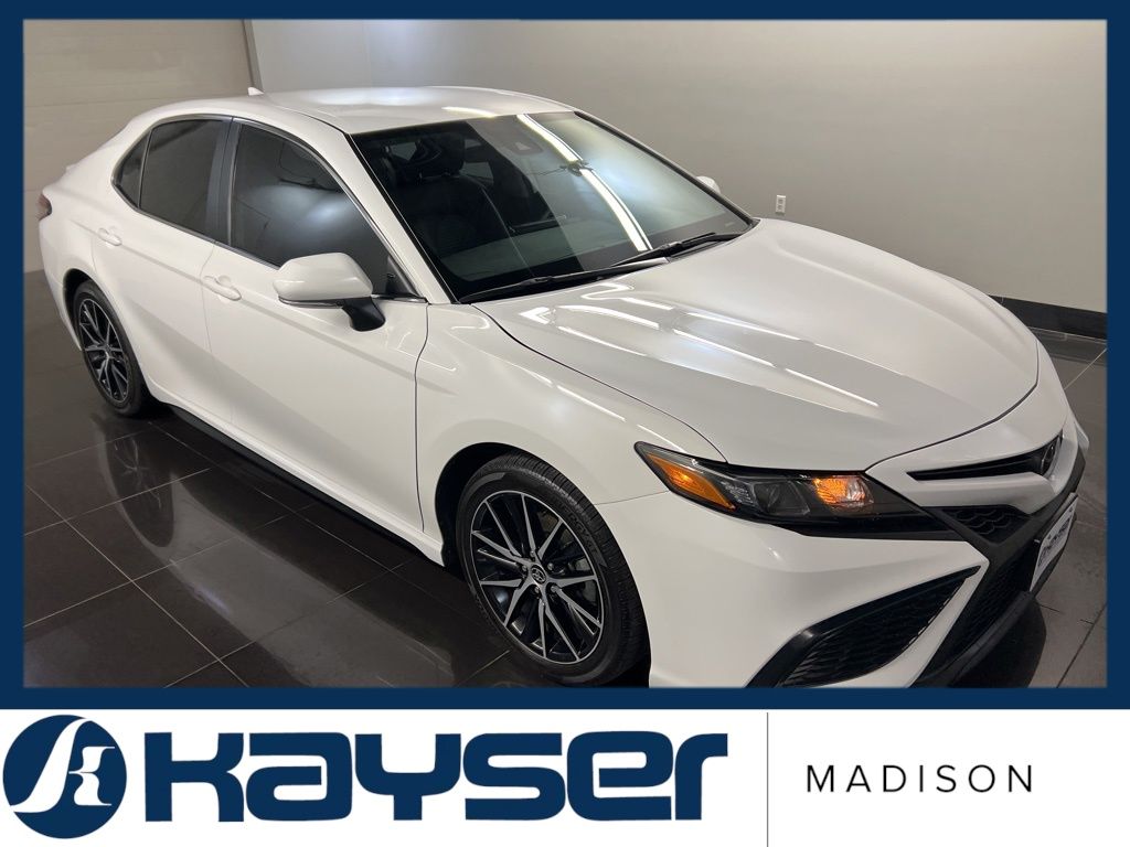 2023 Toyota Camry SE Nightshade